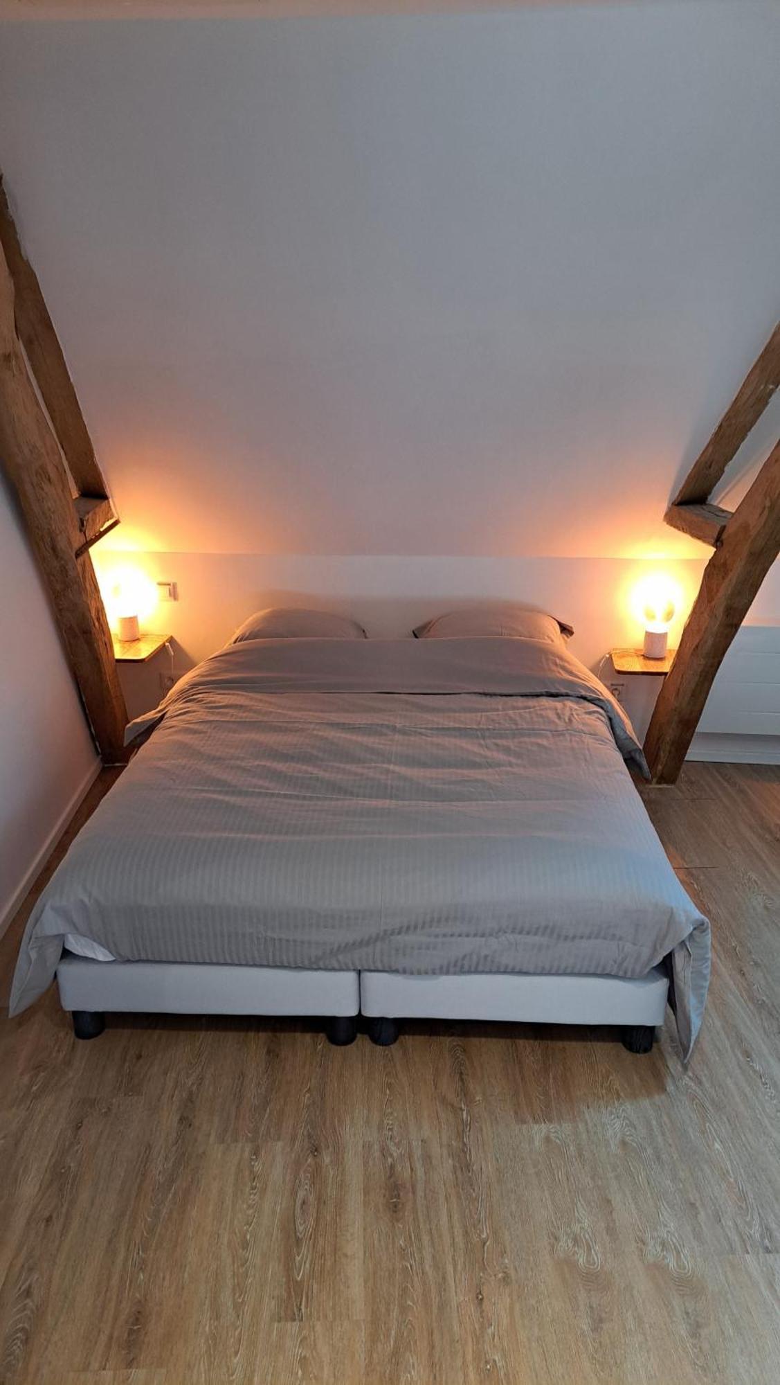 Les Petits Greniers Apartment Jonquieres  Bagian luar foto